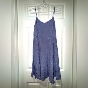 Old Navy Blue Gingham cami Women's swing Dress. Size Medium. EUC